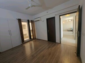 Room in 3 BHK Apartment at ABA Cleo County, Sector 121 – for Rent