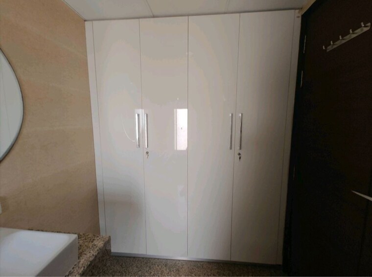 Bathroom, aba-cleo-county 3 Bedroom 1827 Sq.Ft. Apartment In Sector 121 Noida 10334451