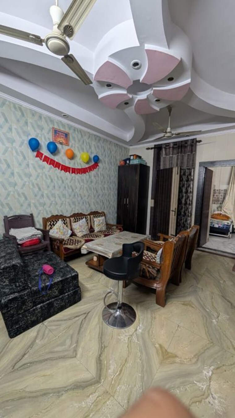 Living Room, shakti khand iv 3 Bedroom 1100 Sq.Ft. Builder Floor In Shakti Khand iv Ghaziabad 10344487