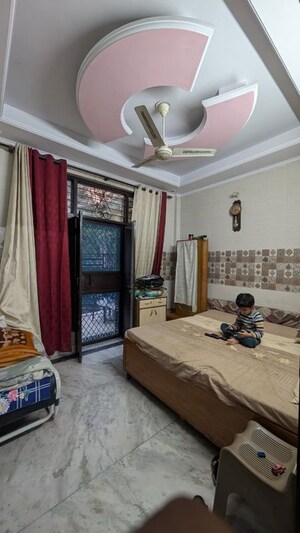 Bedroom in 3 BHK Builder Floor at Shakti Khand iv – for Rent
