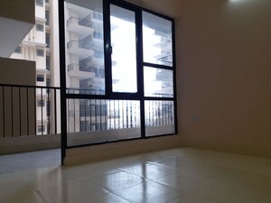 Room in 2 BHK Apartment at Origin Promoters Floridaa, Sector 82 – for Sale