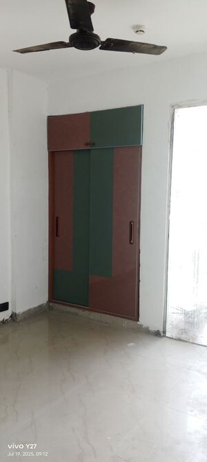 Room in 2 BHK Apartment at Jaypee Greens Aman, Sector 151 – for Sale