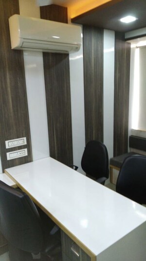 Bedroom in  Office Space at Thaltej – for Rent