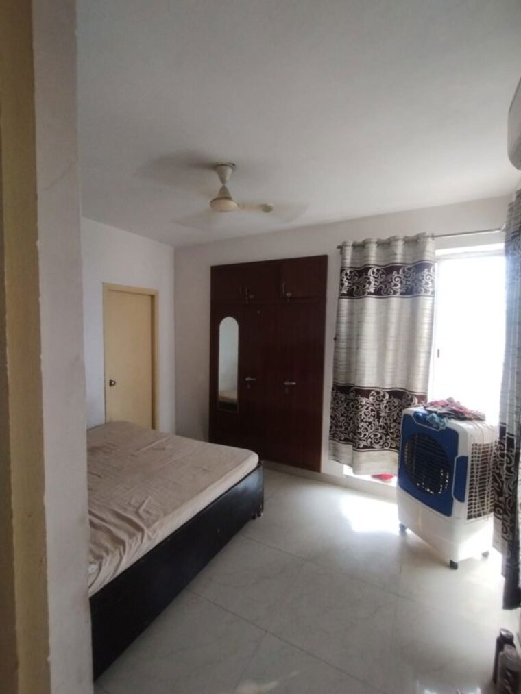 Living Room, jaypee-greens-aman 2 Bedroom 953 Sq.Ft. Apartment In Sector 151 Noida 10344581