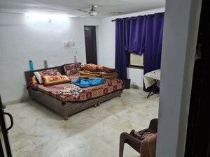 Bedroom in 3 BHK Builder Floor at Sector 18 – for Rent