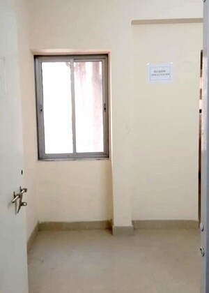  Shop For Rent in Nandanvan CHS Sion, Sion