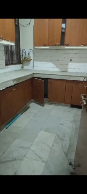 Kitchen in 2.5 BHK Apartment at Sector 6 Dwarka – for Rent