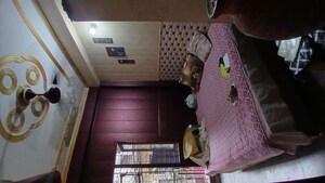 Furnished Amenities in 3 BHK Apartment at Zakir Nagar – for Sale
