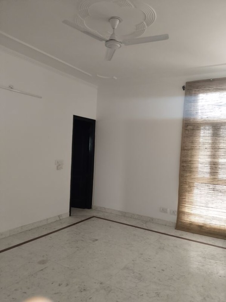 Room, sarita vihar 2 Bedroom 1550 Sq.Ft. Apartment In Sarita Vihar Delhi 10344629