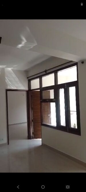 Room in 4 BHK Apartment at Sector 7 Dwarka – for Rent