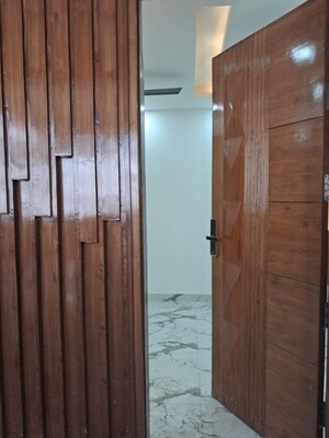 Furnished Amenities in 3.5 BHK Apartment at Sector 11 Dwarka – for Sale