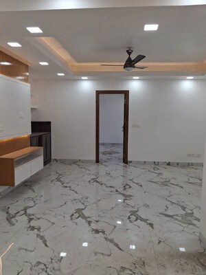 Room in 3.5 BHK Apartment at Sector 11 Dwarka – for Sale
