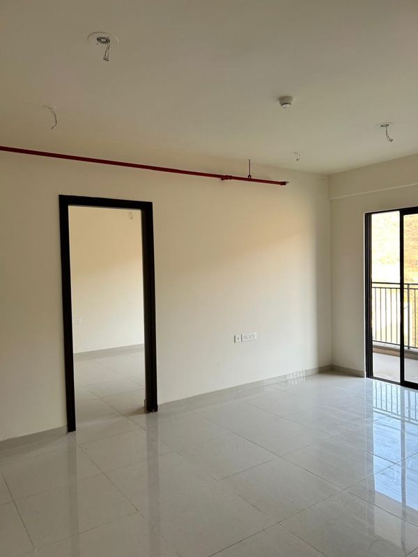 2.5 BHK 900 Sq.Ft. Apartment in Shapoorji Pallonji Vanaha Springs