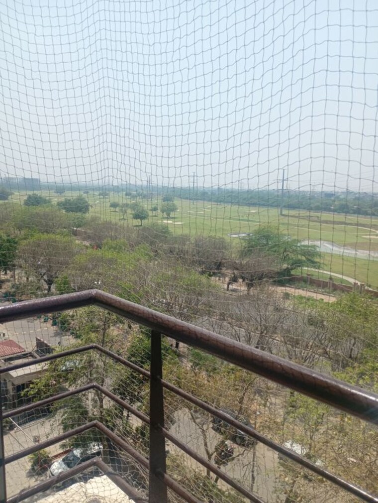 Garden, dwarka 3 Bedroom 2000 Sq.Ft. Apartment In Dwarka Delhi 10335060