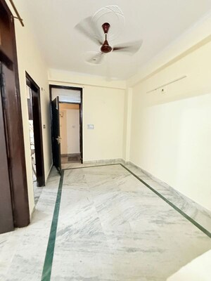 1 BHK Builder Floor For Rent in Maidan Garhi