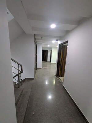 Building Lobby in  Pg at Sector 57 – for Rent