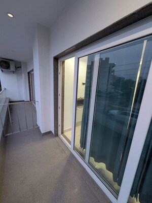 Building Lobby in  Pg at Sector 57 – for Rent