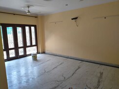 3 BHK Builder Floor For Rent in South City 1