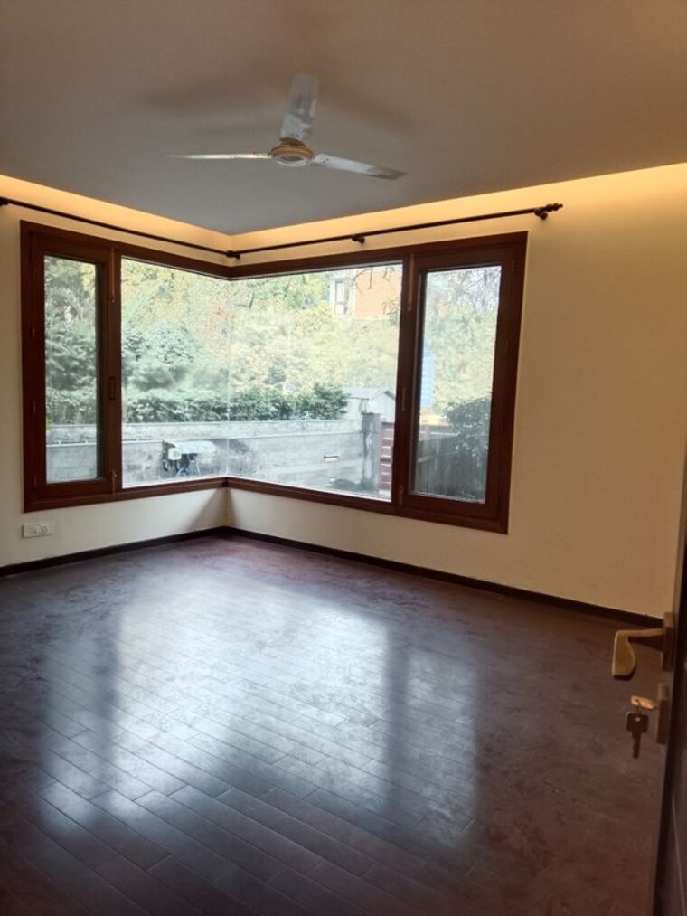 Room, vasant vihar 4 Bedroom 7500 Sq.Ft. Apartment In Vasant Vihar Delhi 10344669