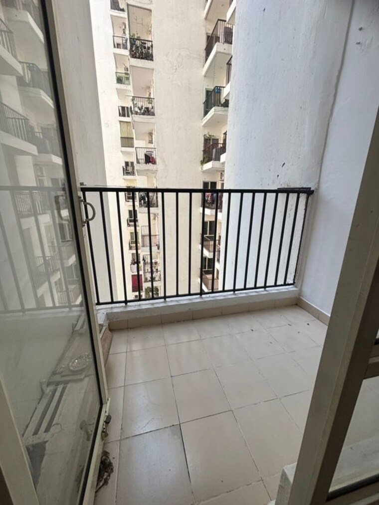 Balcony, panchsheel-greens-ii 2 Bedroom 915 Sq.Ft. Apartment In Sector 16 Greater Noida Greater Noida 9722656
