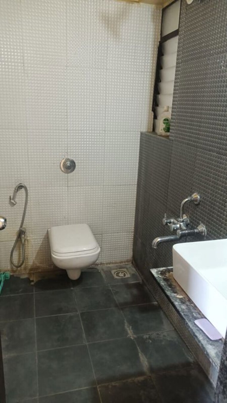 Bathroom, mantra-fifth-avenue 2 Bedroom 940 Sq.Ft. Apartment In Hadapsar Pune 10344699