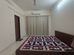 2 BHK + Pooja Room,Servant Room Apartment For Rent in Subhash Nagar
