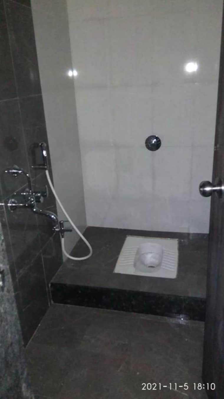 Bathroom, sankla-satyam-niranjani 1 Bedroom 630 Sq.Ft. Apartment In Hadapsar Pune 10344708