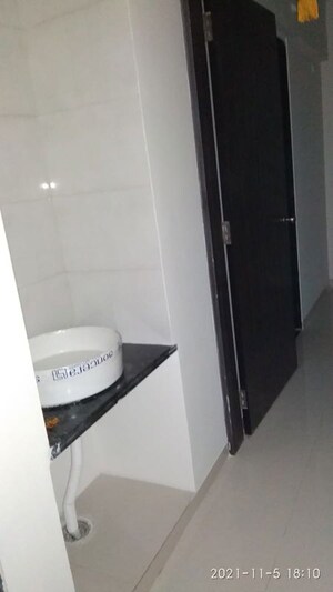 Furnished Amenities in 1 BHK Apartment at Sankla Satyam Niranjani, Hadapsar – for Rent