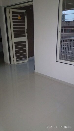 Room in 1 BHK Apartment at Sankla Satyam Niranjani, Hadapsar – for Rent