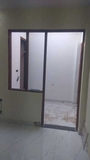 Room in 3 BHK Independent House at Nijampur Malhaur – for Sale