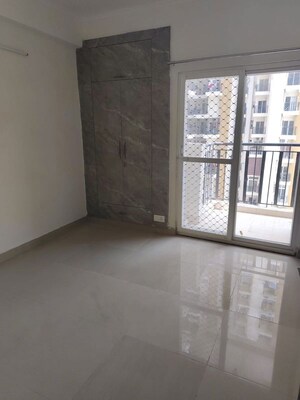 3 BHK Apartment For Rent in Knowledge Park V Greater Noida