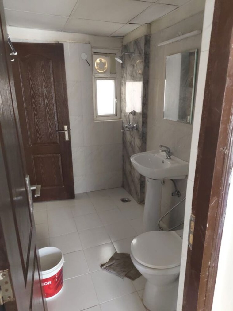 Bathroom, knowledge park v greater noida 3 Bedroom 1185 Sq.Ft. Apartment In Knowledge Park V Greater Noida Greater Noida 10344707