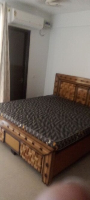 Bedroom in 2 BHK Apartment at Parker White Lily, Sector 8 – for Rent