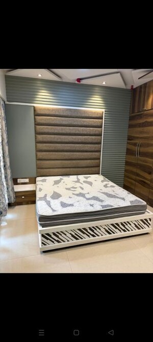 Bedroom in 2 BHK Apartment at Dosti Group Imperia, Manpada – for Rent