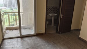 Room in 3.5 BHK Apartment at T And T Digitown Phase 1, Siddharth Vihar – for Rent