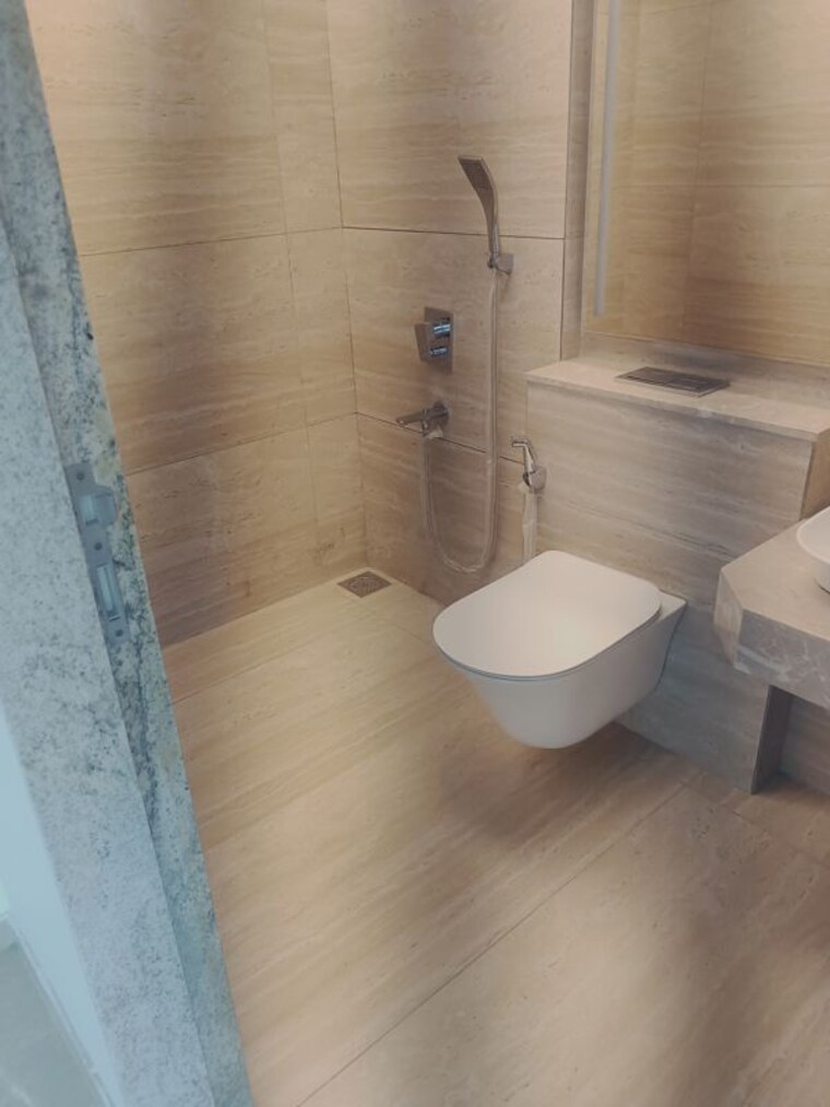 Bathroom, l-and-t-the-gateway 4 Bedroom 2196 Sq.Ft. Apartment In Sewri Mumbai 10344734