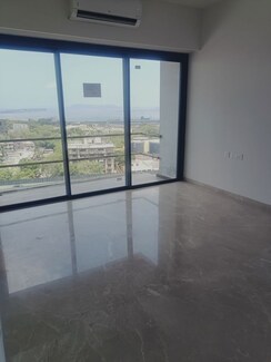 4 BHK + Servant Room Apartment For Sale in L And T The Gateway