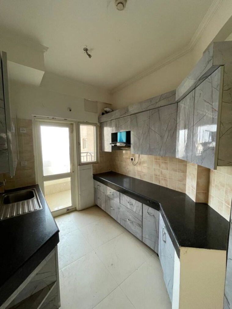 Kitchen, awho-shanti-vihar 2.5 Bedroom 1400 Sq.Ft. Apartment In Sector 95 Gurgaon 10344739