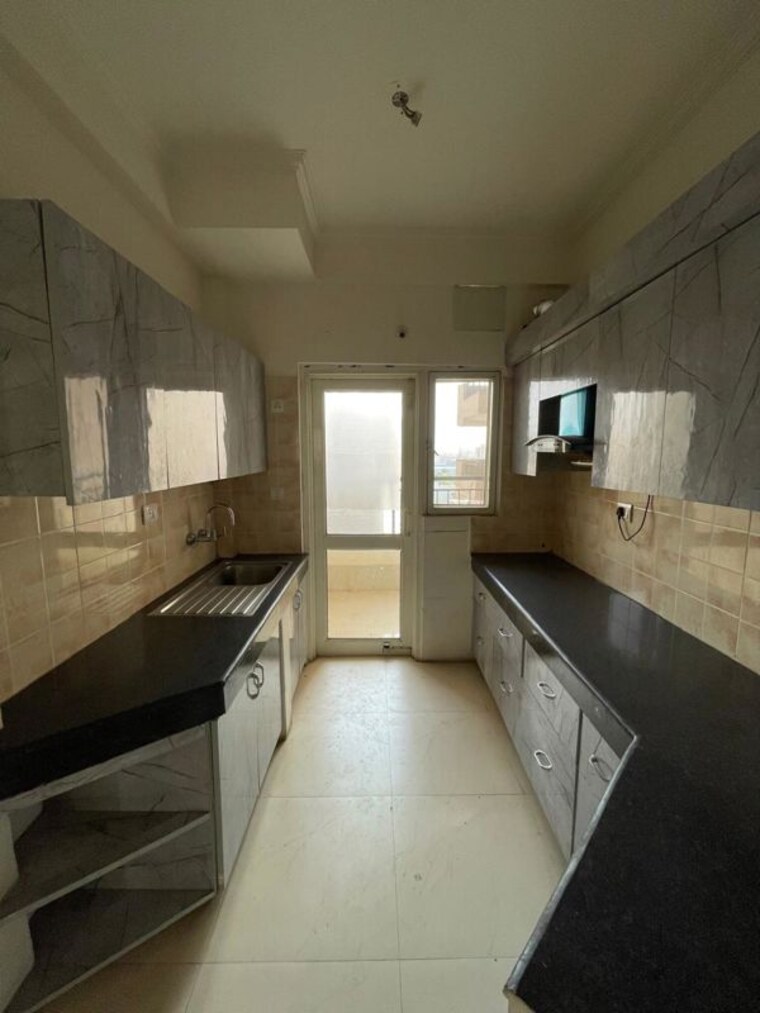 Kitchen, awho-shanti-vihar 2.5 Bedroom 1400 Sq.Ft. Apartment In Sector 95 Gurgaon 10344739