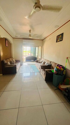 Living Room in 2 BHK Apartment at Gayatri Plaza Bandra West, Bandra West – for Rent