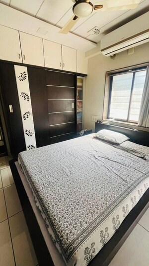 Bedroom in 2 BHK Apartment at Gayatri Plaza Bandra West, Bandra West – for Rent