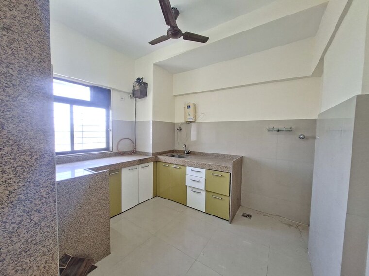 Kitchen, clover-everest-world-chs-ltd 2 Bedroom 600 Sq.Ft. Apartment In Kolshet Road Thane 10344766