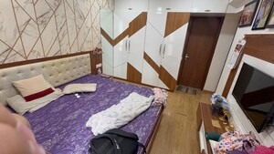 Bedroom in 2 BHK Apartment at Amanora Ascent Towers, Hadapsar – for Rent