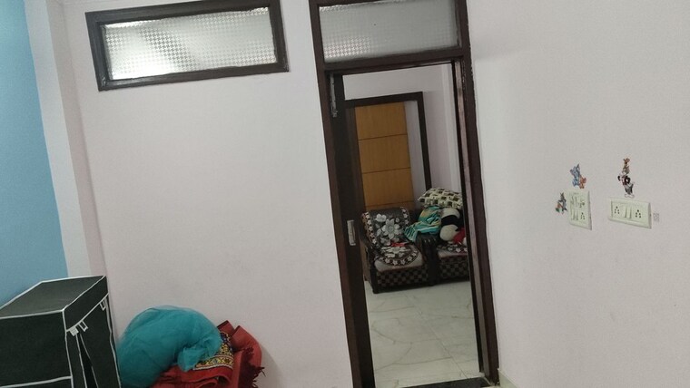 Room, govindpuri 2 Bedroom 55 Sq.Yd. Builder Floor In Govindpuri Delhi 10344805