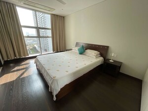 Bedroom in 3.5 BHK Apartment at Panchshil Towers, Kharadi – for Rent