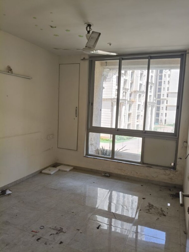 Room, hiranandani-estate-rodas-enclave 3 Bedroom 1200 Sq.Ft. Apartment In Ghodbunder Road Thane 10344809