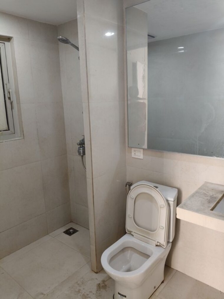 Bathroom, hiranandani-estate-rodas-enclave 3 Bedroom 1200 Sq.Ft. Apartment In Ghodbunder Road Thane 10344809