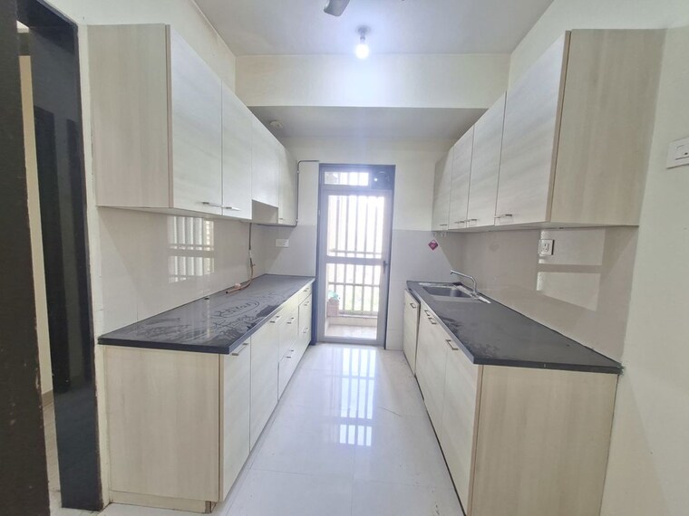 Kitchen, lodha-luxuria-priva 2 Bedroom 800 Sq.Ft. Apartment In Majiwada Thane 10344818