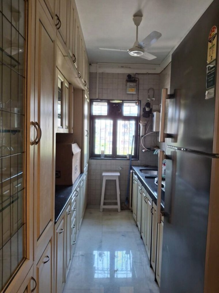 Kitchen, gym-view 2 Bedroom 800 Sq.Ft. Apartment In Khar West Mumbai 10344827