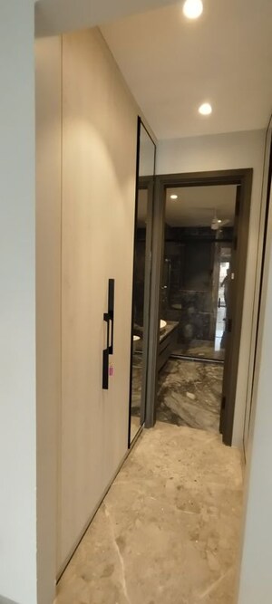 Furnished Amenities in 4 BHK Builder Floor at Sector 41 – for Rent
